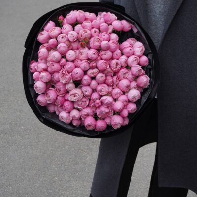 Букет з 35 троянд Сільва Пінк