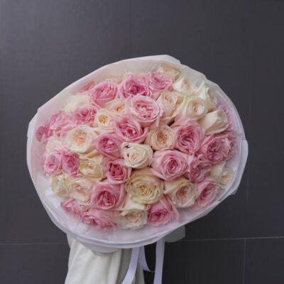 Букет з 51 троянди O’Hara