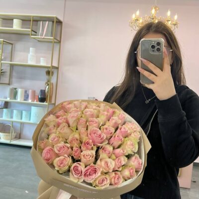 Букет з 51 троянди сорта Pink Athena