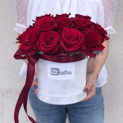 Бокс з 17 еквадорських червоних троянд