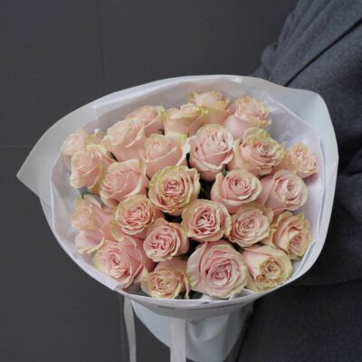 Букет з 25 троянд Pink Mondial