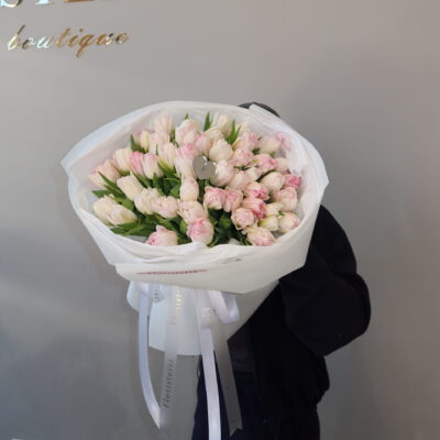 47 ніжних тюльпанів Foxtrot