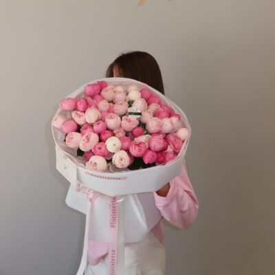 Мікс з 23 кущових троянд Mansfield Park та Silva Pink