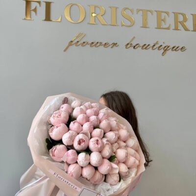 Букет з 51 садової троянди Peony Pink