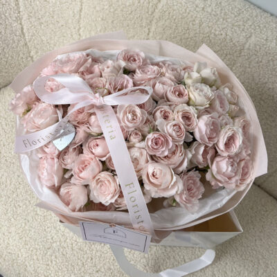 Букет з 19 троянд Fairy Kiss