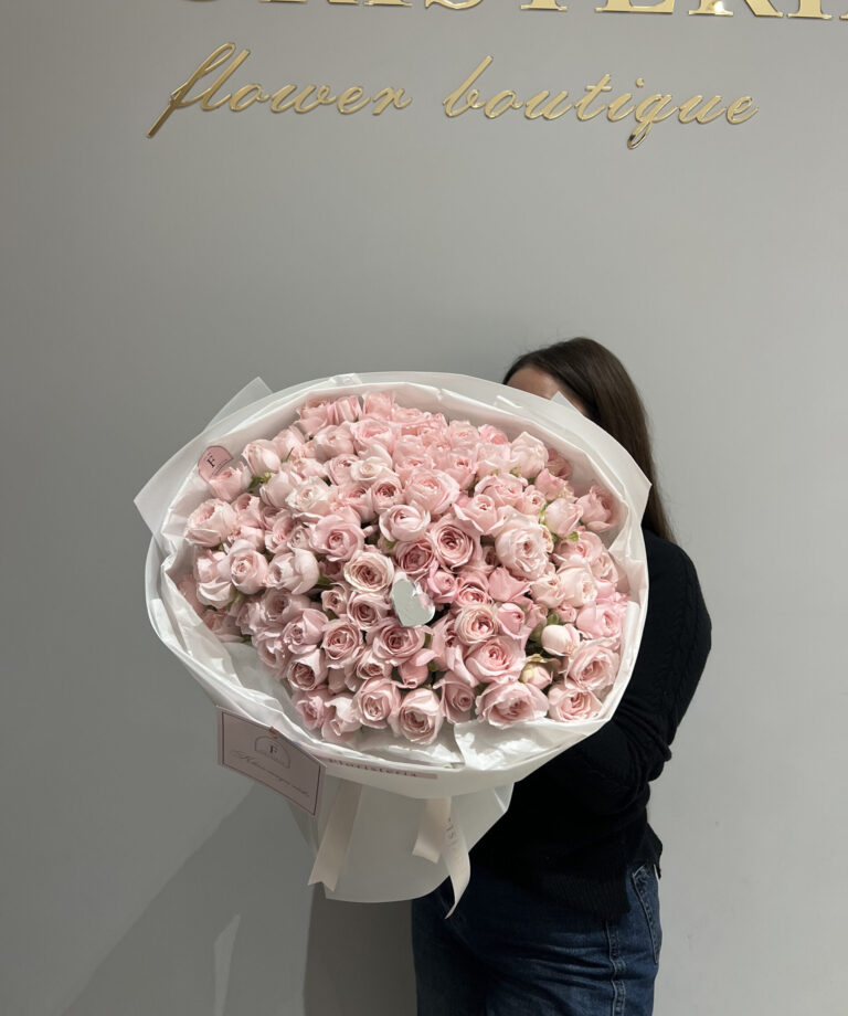 35 кущових троянд Fairy Kiss Pink