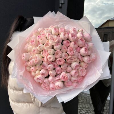 Букет з 35 кущових троянд сорту Mansfield Park