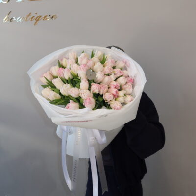 47 ніжних тюльпанів Foxtrot